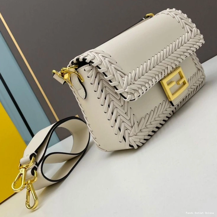 Affordable Baguette Stitching In White Medium Leather Fendi Bag 0801